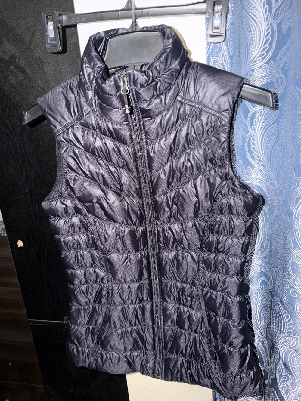 Athleta Downalicious Deluxe Goose Down Puffer Vest Women's XS Black Full Zip